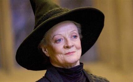 Maggie Smith, una leyenda del cine y teatro, dejó un legado inmortal. Recordada por su talento y calidez humana, será eternamente admirada y extrañada.