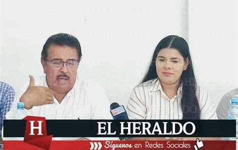 Nombran a prima de AMLO como delegada en Veracruz, generando controversia por posible conflicto de intereses y favoritismo.