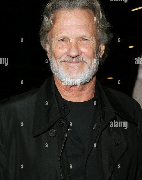 Kris Kristofferson, icónico en la música y el cine, falleció a los 88 años, dejando un legado que perdurará por generaciones.