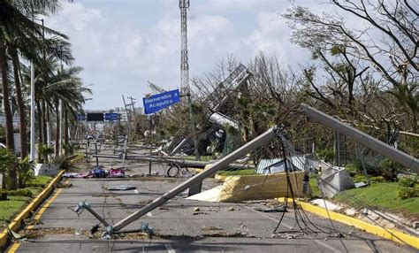 Otis deja más de 40 colonias y el aeropuerto de Acapulco inundados, afectando gravemente la infraestructura turística y la vida diaria de sus residentes.