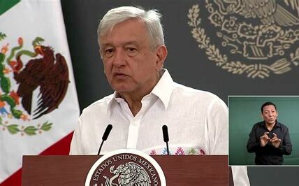 La democracia es más que un sistema de gobierno; es una responsabilidad y compromiso cotidiano. Participación ciudadana y transparencia son esenciales para un México más justo.