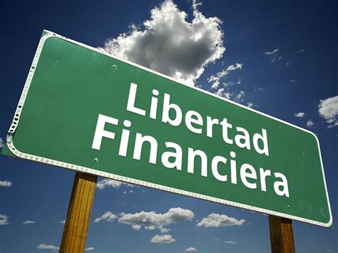 La falta de educación financiera y empleos formales alejan a los mexicanos de la libertad financiera, revela estudio de FUNDEF.