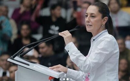 La presidencia de Claudia Sheinbaum Pardo marca un hito en la igualdad de género y la representación política en México, reflejando avances significativos en equidad.