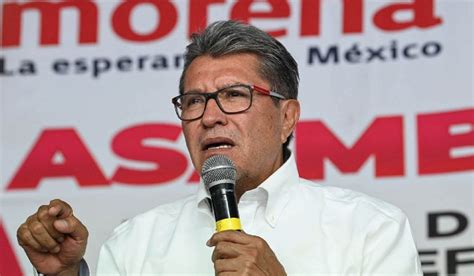 Monreal pide unidad en Morena para garantizar la continuidad de la 4T y los avances logrados por López Obrador: reducción de pobreza, aumento de salario y programas sociales.