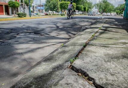 Nueva falla geológica en Michoacán alarmante por su longitud y ubicación; autoridades piden estar preparados con planes de emergencia y kits de supervivencia.