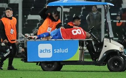 Osmar Olvera, clavadista y doble medallista olímpico juvenil, será operado tras una lesión en competencia que requiere cirugía urgente para su recuperación.