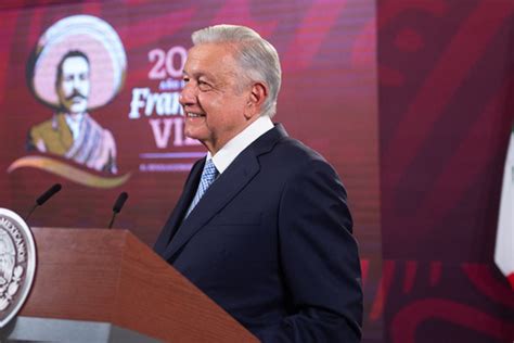 AMLO se reúne con mandatarios latinoamericanos para abordar migración, desarrollo económico y medio ambiente, resaltando la importancia de la cooperación regional.