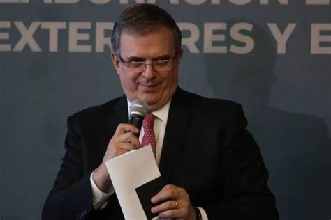 Ebrard advierte sobre el enfoque proteccionista de Estados Unidos en la revisión del T-MEC, afectando sectores clave como la industria automotriz y energética.