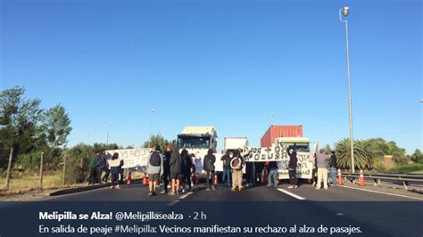 Suspensión de peaje en la Autopista del Sol por protestas. Exigen mejoras en seguridad y mantenimiento. Autoridades prometen acción, pero turistas y empresarios preocupados.