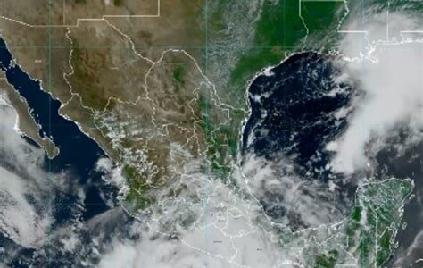 Alerta roja en Michoacán por tormenta 'Dolores': fuertes lluvias, vientos y posibles inundaciones. Mantente informado y sigue las recomendaciones de Protección Civil.