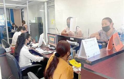 Los trabajadores del Poder Judicial de la Federación reanudan labores tras nueve días de paro, logrando acuerdos clave para mejorar sus condiciones laborales y prestaciones.