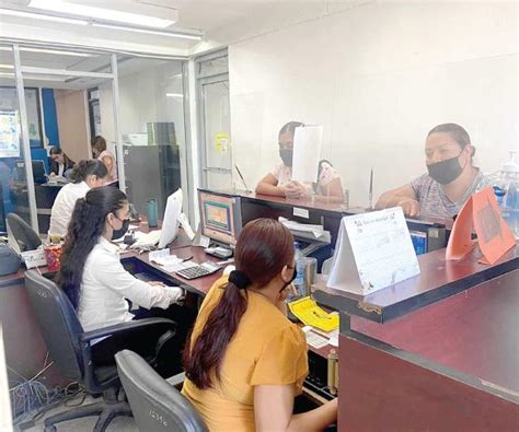 Los trabajadores del Poder Judicial de la Federación reanudan labores tras nueve días de paro, logrando acuerdos clave para mejorar sus condiciones laborales y prestaciones.