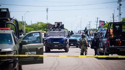 La descontrolada violencia en Sinaloa, con 118 asesinatos en 19 días, refleja una crisis urgente de seguridad pública. Las autoridades piden colaboración ciudadana para enfrentar la situación.