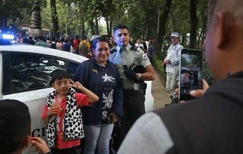 El turismo en México enfrenta retos por violencia y falta de promoción, afectando la llegada de visitantes y los ingresos, pero hay optimismo si se implementan medidas adecuadas.