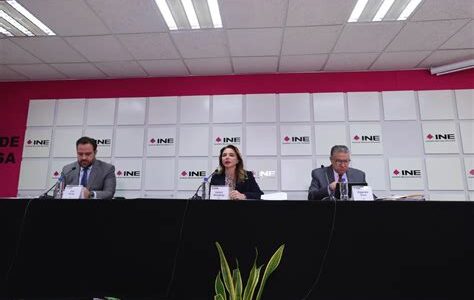 El juez advierte al INE sobre posible multas si no detienen la discusión de reforma, subrayando la importancia del respeto a las normativas legales.