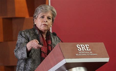 Alicia Bárcena es la primera mujer como Secretaria de Relaciones Exteriores en México, un hito histórico aprobado con mayoría en el Senado.