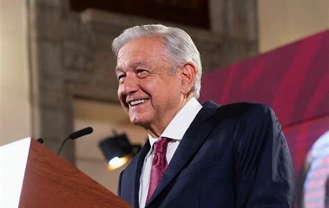 Evento emotivo: AMLO recibe despedida musical en Tlalpan, con canciones tradicionales y muestras de apoyo de vecinos y simpatizantes.