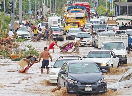 Guerrero enfrenta una emergencia tras lluvias y deslaves. Comunidades claman por ayuda urgente debido a la destrucción de viviendas y falta de servicios básicos.