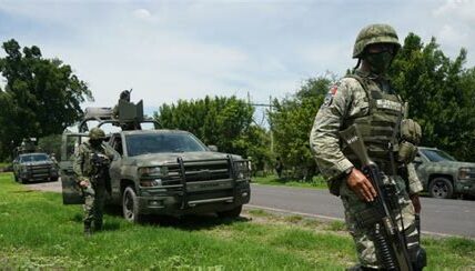 La violencia en Teloloapan deja siete muertos; enfrentamiento entre grupos armados intensifica la inseguridad en Guerrero. Autoridades locales trabajan para restablecer el orden.