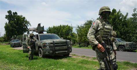 La violencia en Teloloapan deja siete muertos; enfrentamiento entre grupos armados intensifica la inseguridad en Guerrero. Autoridades locales trabajan para restablecer el orden.