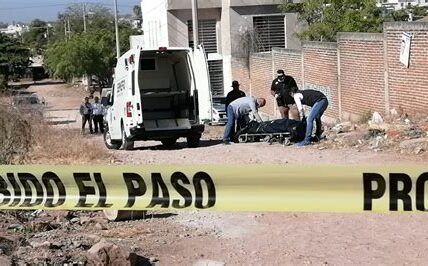 La violencia en Sinaloa sigue preocupando: cuatro homicidios en un solo día destacan la necesidad urgente de mejorar la seguridad en la región.