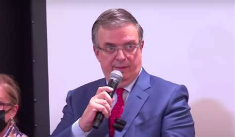 Ebrard refuerza su equipo con nombramientos clave para afianzar su visión y presencia política en México. Estrategia hacia un México más equitativo y justo.