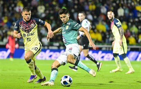 El Club América rescata un valioso empate en un partido intenso contra León, demostrando resiliencia y carácter en la Liga MX.