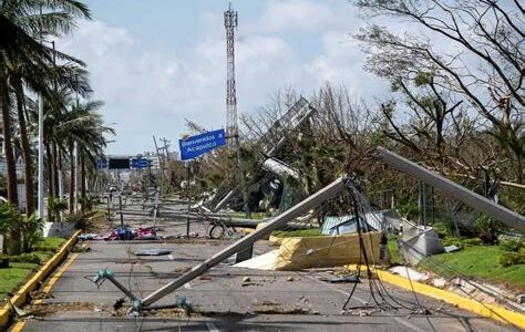 Equipos especializados de diversas dependencias federales se trasladan a Acapulco para evaluar los graves daños causados por el huracán Otis. Mantente informado y sigue recomendaciones oficiales.