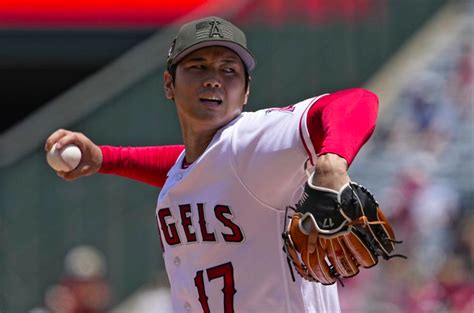 Shohei Ohtani, estrella de los Angels, enfrenta un desafío importante tras sufrir una subluxación en el hombro que podría afectar su destacada carrera.