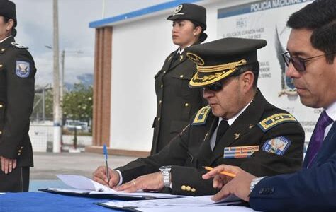 Coordinación estratégica fortalece seguridad en CDMX, reduciendo delitos y mejorando efectividad de investigaciones gracias a la colaboración entre Gobierno y fuerzas armadas.