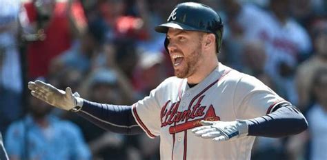 Freddie Freeman, esencia de MVP: líder inquebrantable de los Dodgers con un promedio de bateo de .325 e inspiración gigante en cada juego.