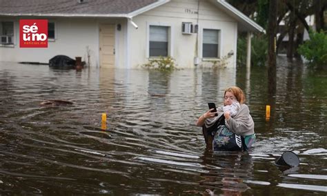 Idalia deja a más de un millón sin luz en Florida; la recuperación de infraestructura será desafiante y prolongada. Autoridades y equipos de rescate trabajan incansablemente para restablecer servicios.