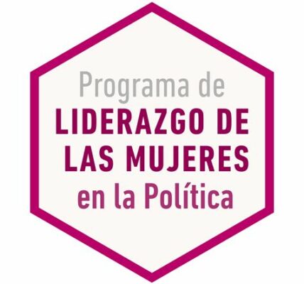 Michelle Obama advierte sobre el impacto negativo de las políticas de Trump en los derechos de las mujeres e insta a la acción cívica para proteger los avances logrados.