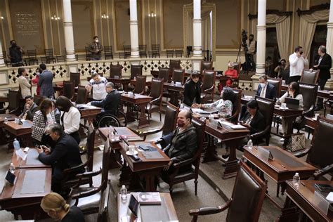 Trabajadores del Poder Judicial demandan participación en reformas legales para asegurar un sistema más justo y eficiente. Su experiencia es clave para una legislación inclusiva.