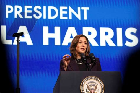 Kamala Harris apuesta por revitalizar la industria manufacturera de Michigan, buscando crear empleos y reducir desigualdades económicas en el contexto electoral.