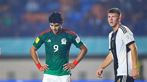 La Selección Mexicana debe mejorar en posesión y efectividad ofensiva para competir con equipos de élite como Alemania. El apoyo y la estrategia son clave.