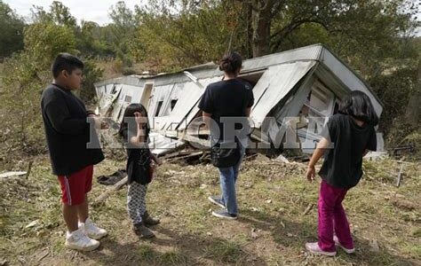 El huracán Helene devasta la costa este de EE.UU., dejando más de 150 muertos, miles de desplazados y daños significativos a la infraestructura.