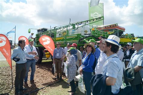 Nuevas políticas agrícolas en México buscan sostenibilidad y autosuficiencia, pero generan tensiones con empresarios. El diálogo será clave para equilibrar intereses.