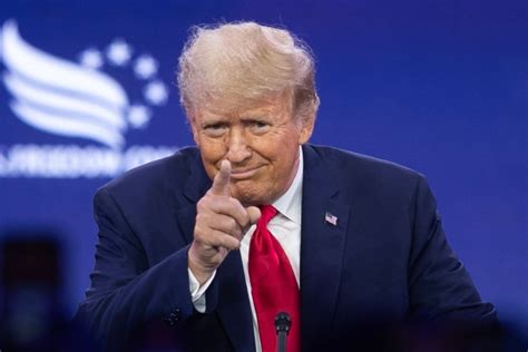 El fiscal investiga a Trump con más de 12,000 documentos y 100 testimonios, destacando seriedad en los intentos por anular los resultados electorales de 2020.