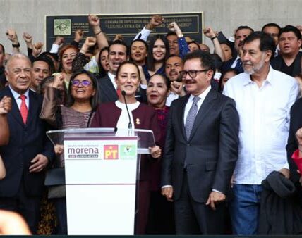 La nueva dirigencia de Morena, encabezada por Mario Delgado, busca renovar y unificar al partido, fortaleciendo su estructura y consolidando la Cuarta Transformación.