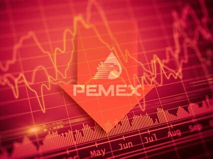 Pemex enfrenta un trimestre difícil con pérdidas significativas, reflejando desafíos económicos que impactan sus finanzas. Emphasis en inversión e innovación es clave para revertir la tendencia.