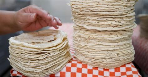 México busca reducir el precio de la tortilla un 10% con apoyo del sector privado para aliviar el impacto de la inflación en las familias.