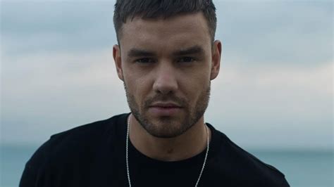 Liam Payne pospone colaboración musical con Jonas Blue por problemas de salud; fans apoyan su recuperación con mensajes alentadores mientras esperan nueva fecha de lanzamiento.