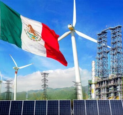 El sector privado insta a agilizar proyectos de energía limpia en México para avanzar hacia un futuro energético sostenible y cumplir metas ambientales.