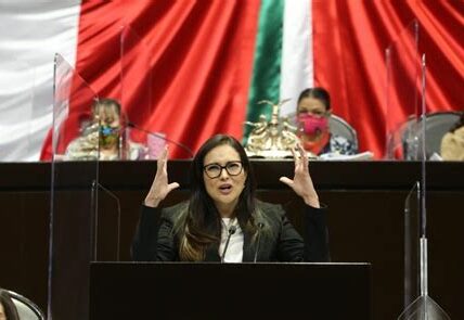 Rebeldía política en el Senado: López Castro desafía al PRI para formar un bloque independiente enfocado en el bienestar ciudadano. ¿Cómo cambiará esto el juego político?