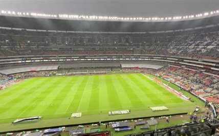 El América enfrenta a Pachuca en Puebla; la remodelación del Estadio Azteca lleva a un emocionante cambio de escenario en busca de gloria.