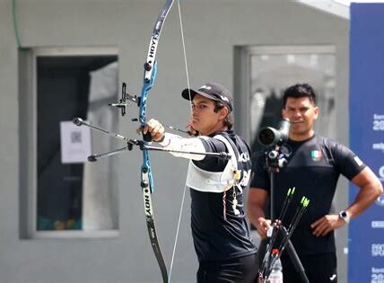 México brilla en el tiro con arco, alcanzando el tercer lugar mundial gracias a la dedicación, tecnología avanzada y apoyo psicológico de sus arqueros.