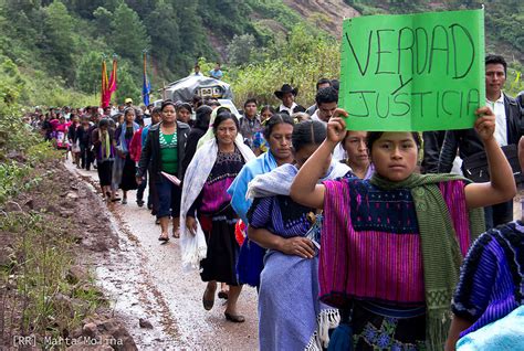 La violencia en México impacta profundamente: más de 300 mil desplazados en 2023, afectando infraestructuras y demandando esfuerzos urgentes para soluciones integrales.