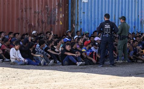 Tensiones en la frontera: Estados Unidos refuerza medidas contra cruces ilegales mientras migración aumenta un 30%. Autoridades insisten en la cooperación con México.