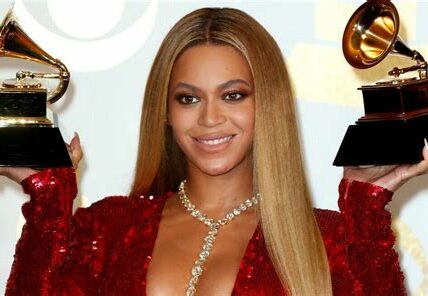 Beyoncé hace historia en los Grammy 2025 con 11 nominaciones, alcanzando un récord de 88 en su carrera y reafirmando su relevancia y versatilidad musical.